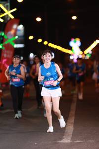 BIB: 45434
                            <button type="button" onclick="openModal(20165014)" class="btn btn-primary btn-sm float-right btn-popup" data-toggle="modal" data-target=".modal-high-quality">
                        <i class="fas fa-shopping-cart"></i> Add to Cart
                    </button>
                                            <button type="button" onclick="isThisMe(20165014, true)" class="btn btn-success btn-sm float-right btn-popup btn-isme hidden" data-toggle="tooltip" data-placement="bottom" title="นี่คือรูปของคุณใช่ไหม คลิกที่นี่เพื่อเอาเข้าอัลบั้ม">
                        <i class="fas fa-plus"></i> Add to album
                    </button>
                    <button type="button" onclick="isThisMe(20165014, false)" class="btn btn-warning btn-sm float-right btn-popup btn-isnotme hidden">
                        <i class="fas fa-ban"></i> Remove from album
                    </button>