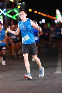 BIB: 611, 124
                            <button type="button" onclick="openModal(20009081)" class="btn btn-primary btn-sm float-right btn-popup" data-toggle="modal" data-target=".modal-high-quality">
                        <i class="fas fa-shopping-cart"></i> Add to Cart
                    </button>
                                            <button type="button" onclick="isThisMe(20009081, true)" class="btn btn-success btn-sm float-right btn-popup btn-isme hidden" data-toggle="tooltip" data-placement="bottom" title="นี่คือรูปของคุณใช่ไหม คลิกที่นี่เพื่อเอาเข้าอัลบั้ม">
                        <i class="fas fa-plus"></i> Add to album
                    </button>
                    <button type="button" onclick="isThisMe(20009081, false)" class="btn btn-warning btn-sm float-right btn-popup btn-isnotme hidden">
                        <i class="fas fa-ban"></i> Remove from album
                    </button>