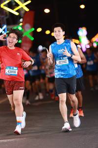 BIB: 43856, 165, 42392
                            <button type="button" onclick="openModal(20077189)" class="btn btn-primary btn-sm float-right btn-popup" data-toggle="modal" data-target=".modal-high-quality">
                        <i class="fas fa-shopping-cart"></i> Add to Cart
                    </button>
                                            <button type="button" onclick="isThisMe(20077189, true)" class="btn btn-success btn-sm float-right btn-popup btn-isme hidden" data-toggle="tooltip" data-placement="bottom" title="นี่คือรูปของคุณใช่ไหม คลิกที่นี่เพื่อเอาเข้าอัลบั้ม">
                        <i class="fas fa-plus"></i> Add to album
                    </button>
                    <button type="button" onclick="isThisMe(20077189, false)" class="btn btn-warning btn-sm float-right btn-popup btn-isnotme hidden">
                        <i class="fas fa-ban"></i> Remove from album
                    </button>