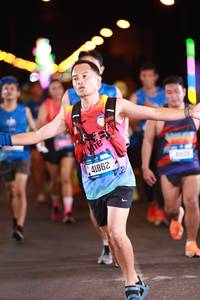 BIB: 41862
                            <button type="button" onclick="openModal(19900372)" class="btn btn-primary btn-sm float-right btn-popup" data-toggle="modal" data-target=".modal-high-quality">
                        <i class="fas fa-shopping-cart"></i> Add to Cart
                    </button>
                                            <button type="button" onclick="isThisMe(19900372, true)" class="btn btn-success btn-sm float-right btn-popup btn-isme hidden" data-toggle="tooltip" data-placement="bottom" title="นี่คือรูปของคุณใช่ไหม คลิกที่นี่เพื่อเอาเข้าอัลบั้ม">
                        <i class="fas fa-plus"></i> Add to album
                    </button>
                    <button type="button" onclick="isThisMe(19900372, false)" class="btn btn-warning btn-sm float-right btn-popup btn-isnotme hidden">
                        <i class="fas fa-ban"></i> Remove from album
                    </button>