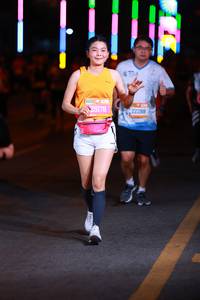 BIB: 35178, 22288
                            <button type="button" onclick="openModal(20617308)" class="btn btn-primary btn-sm float-right btn-popup" data-toggle="modal" data-target=".modal-high-quality">
                        <i class="fas fa-shopping-cart"></i> Add to Cart
                    </button>
                                            <button type="button" onclick="isThisMe(20617308, true)" class="btn btn-success btn-sm float-right btn-popup btn-isme hidden" data-toggle="tooltip" data-placement="bottom" title="นี่คือรูปของคุณใช่ไหม คลิกที่นี่เพื่อเอาเข้าอัลบั้ม">
                        <i class="fas fa-plus"></i> Add to album
                    </button>
                    <button type="button" onclick="isThisMe(20617308, false)" class="btn btn-warning btn-sm float-right btn-popup btn-isnotme hidden">
                        <i class="fas fa-ban"></i> Remove from album
                    </button>