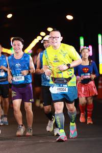 BIB: 77446, 44004
                            <button type="button" onclick="openModal(20162123)" class="btn btn-primary btn-sm float-right btn-popup" data-toggle="modal" data-target=".modal-high-quality">
                        <i class="fas fa-shopping-cart"></i> Add to Cart
                    </button>
                                            <button type="button" onclick="isThisMe(20162123, true)" class="btn btn-success btn-sm float-right btn-popup btn-isme hidden" data-toggle="tooltip" data-placement="bottom" title="นี่คือรูปของคุณใช่ไหม คลิกที่นี่เพื่อเอาเข้าอัลบั้ม">
                        <i class="fas fa-plus"></i> Add to album
                    </button>
                    <button type="button" onclick="isThisMe(20162123, false)" class="btn btn-warning btn-sm float-right btn-popup btn-isnotme hidden">
                        <i class="fas fa-ban"></i> Remove from album
                    </button>
