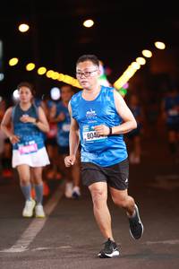 BIB: 1404, 8046
                            <button type="button" onclick="openModal(20163166)" class="btn btn-primary btn-sm float-right btn-popup" data-toggle="modal" data-target=".modal-high-quality">
                        <i class="fas fa-shopping-cart"></i> Add to Cart
                    </button>
                                            <button type="button" onclick="isThisMe(20163166, true)" class="btn btn-success btn-sm float-right btn-popup btn-isme hidden" data-toggle="tooltip" data-placement="bottom" title="นี่คือรูปของคุณใช่ไหม คลิกที่นี่เพื่อเอาเข้าอัลบั้ม">
                        <i class="fas fa-plus"></i> Add to album
                    </button>
                    <button type="button" onclick="isThisMe(20163166, false)" class="btn btn-warning btn-sm float-right btn-popup btn-isnotme hidden">
                        <i class="fas fa-ban"></i> Remove from album
                    </button>