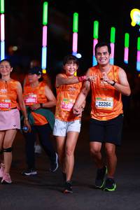 BIB: 5198, 110, 249, 22264
                            <button type="button" onclick="openModal(21049239)" class="btn btn-primary btn-sm float-right btn-popup" data-toggle="modal" data-target=".modal-high-quality">
                        <i class="fas fa-shopping-cart"></i> Add to Cart
                    </button>
                                            <button type="button" onclick="isThisMe(21049239, true)" class="btn btn-success btn-sm float-right btn-popup btn-isme hidden" data-toggle="tooltip" data-placement="bottom" title="นี่คือรูปของคุณใช่ไหม คลิกที่นี่เพื่อเอาเข้าอัลบั้ม">
                        <i class="fas fa-plus"></i> Add to album
                    </button>
                    <button type="button" onclick="isThisMe(21049239, false)" class="btn btn-warning btn-sm float-right btn-popup btn-isnotme hidden">
                        <i class="fas fa-ban"></i> Remove from album
                    </button>