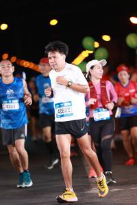 BIB: 43114, 42822, 4416
                            <button type="button" onclick="openModal(20069422)" class="btn btn-primary btn-sm float-right btn-popup" data-toggle="modal" data-target=".modal-high-quality">
                        <i class="fas fa-shopping-cart"></i> Add to Cart
                    </button>
                                            <button type="button" onclick="isThisMe(20069422, true)" class="btn btn-success btn-sm float-right btn-popup btn-isme hidden" data-toggle="tooltip" data-placement="bottom" title="นี่คือรูปของคุณใช่ไหม คลิกที่นี่เพื่อเอาเข้าอัลบั้ม">
                        <i class="fas fa-plus"></i> Add to album
                    </button>
                    <button type="button" onclick="isThisMe(20069422, false)" class="btn btn-warning btn-sm float-right btn-popup btn-isnotme hidden">
                        <i class="fas fa-ban"></i> Remove from album
                    </button>