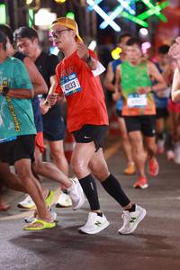 BIB: 43133
                            <button type="button" onclick="openModal(20022417)" class="btn btn-primary btn-sm float-right btn-popup" data-toggle="modal" data-target=".modal-high-quality">
                        <i class="fas fa-shopping-cart"></i> Add to Cart
                    </button>
                                            <button type="button" onclick="isThisMe(20022417, true)" class="btn btn-success btn-sm float-right btn-popup btn-isme hidden" data-toggle="tooltip" data-placement="bottom" title="นี่คือรูปของคุณใช่ไหม คลิกที่นี่เพื่อเอาเข้าอัลบั้ม">
                        <i class="fas fa-plus"></i> Add to album
                    </button>
                    <button type="button" onclick="isThisMe(20022417, false)" class="btn btn-warning btn-sm float-right btn-popup btn-isnotme hidden">
                        <i class="fas fa-ban"></i> Remove from album
                    </button>