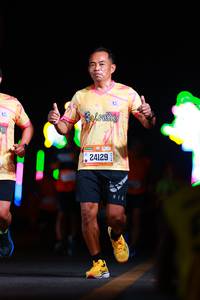BIB: 24129
                            <button type="button" onclick="openModal(20406120)" class="btn btn-primary btn-sm float-right btn-popup" data-toggle="modal" data-target=".modal-high-quality">
                        <i class="fas fa-shopping-cart"></i> Add to Cart
                    </button>
                                            <button type="button" onclick="isThisMe(20406120, true)" class="btn btn-success btn-sm float-right btn-popup btn-isme hidden" data-toggle="tooltip" data-placement="bottom" title="นี่คือรูปของคุณใช่ไหม คลิกที่นี่เพื่อเอาเข้าอัลบั้ม">
                        <i class="fas fa-plus"></i> Add to album
                    </button>
                    <button type="button" onclick="isThisMe(20406120, false)" class="btn btn-warning btn-sm float-right btn-popup btn-isnotme hidden">
                        <i class="fas fa-ban"></i> Remove from album
                    </button>
