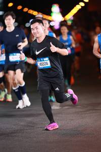 BIB: 40226
                            <button type="button" onclick="openModal(19939172)" class="btn btn-primary btn-sm float-right btn-popup" data-toggle="modal" data-target=".modal-high-quality">
                        <i class="fas fa-shopping-cart"></i> Add to Cart
                    </button>
                                            <button type="button" onclick="isThisMe(19939172, true)" class="btn btn-success btn-sm float-right btn-popup btn-isme hidden" data-toggle="tooltip" data-placement="bottom" title="นี่คือรูปของคุณใช่ไหม คลิกที่นี่เพื่อเอาเข้าอัลบั้ม">
                        <i class="fas fa-plus"></i> Add to album
                    </button>
                    <button type="button" onclick="isThisMe(19939172, false)" class="btn btn-warning btn-sm float-right btn-popup btn-isnotme hidden">
                        <i class="fas fa-ban"></i> Remove from album
                    </button>