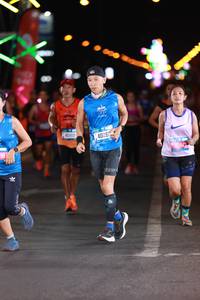 BIB: 43443, 9200
                            <button type="button" onclick="openModal(19923069)" class="btn btn-primary btn-sm float-right btn-popup" data-toggle="modal" data-target=".modal-high-quality">
                        <i class="fas fa-shopping-cart"></i> Add to Cart
                    </button>
                                            <button type="button" onclick="isThisMe(19923069, true)" class="btn btn-success btn-sm float-right btn-popup btn-isme hidden" data-toggle="tooltip" data-placement="bottom" title="นี่คือรูปของคุณใช่ไหม คลิกที่นี่เพื่อเอาเข้าอัลบั้ม">
                        <i class="fas fa-plus"></i> Add to album
                    </button>
                    <button type="button" onclick="isThisMe(19923069, false)" class="btn btn-warning btn-sm float-right btn-popup btn-isnotme hidden">
                        <i class="fas fa-ban"></i> Remove from album
                    </button>