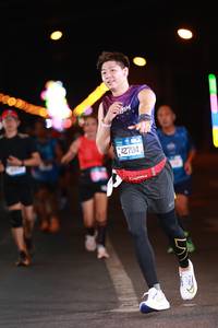 BIB: 42704
                            <button type="button" onclick="openModal(20075156)" class="btn btn-primary btn-sm float-right btn-popup" data-toggle="modal" data-target=".modal-high-quality">
                        <i class="fas fa-shopping-cart"></i> Add to Cart
                    </button>
                                            <button type="button" onclick="isThisMe(20075156, true)" class="btn btn-success btn-sm float-right btn-popup btn-isme hidden" data-toggle="tooltip" data-placement="bottom" title="นี่คือรูปของคุณใช่ไหม คลิกที่นี่เพื่อเอาเข้าอัลบั้ม">
                        <i class="fas fa-plus"></i> Add to album
                    </button>
                    <button type="button" onclick="isThisMe(20075156, false)" class="btn btn-warning btn-sm float-right btn-popup btn-isnotme hidden">
                        <i class="fas fa-ban"></i> Remove from album
                    </button>