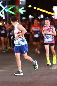 BIB: 40152
                            <button type="button" onclick="openModal(19935097)" class="btn btn-primary btn-sm float-right btn-popup" data-toggle="modal" data-target=".modal-high-quality">
                        <i class="fas fa-shopping-cart"></i> Add to Cart
                    </button>
                                            <button type="button" onclick="isThisMe(19935097, true)" class="btn btn-success btn-sm float-right btn-popup btn-isme hidden" data-toggle="tooltip" data-placement="bottom" title="นี่คือรูปของคุณใช่ไหม คลิกที่นี่เพื่อเอาเข้าอัลบั้ม">
                        <i class="fas fa-plus"></i> Add to album
                    </button>
                    <button type="button" onclick="isThisMe(19935097, false)" class="btn btn-warning btn-sm float-right btn-popup btn-isnotme hidden">
                        <i class="fas fa-ban"></i> Remove from album
                    </button>