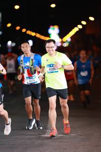 BIB: 41176, 4100
                            <button type="button" onclick="openModal(19916891)" class="btn btn-primary btn-sm float-right btn-popup" data-toggle="modal" data-target=".modal-high-quality">
                        <i class="fas fa-shopping-cart"></i> Add to Cart
                    </button>
                                            <button type="button" onclick="isThisMe(19916891, true)" class="btn btn-success btn-sm float-right btn-popup btn-isme hidden" data-toggle="tooltip" data-placement="bottom" title="นี่คือรูปของคุณใช่ไหม คลิกที่นี่เพื่อเอาเข้าอัลบั้ม">
                        <i class="fas fa-plus"></i> Add to album
                    </button>
                    <button type="button" onclick="isThisMe(19916891, false)" class="btn btn-warning btn-sm float-right btn-popup btn-isnotme hidden">
                        <i class="fas fa-ban"></i> Remove from album
                    </button>