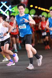 BIB: 2014, 42765
                            <button type="button" onclick="openModal(20013606)" class="btn btn-primary btn-sm float-right btn-popup" data-toggle="modal" data-target=".modal-high-quality">
                        <i class="fas fa-shopping-cart"></i> Add to Cart
                    </button>
                                            <button type="button" onclick="isThisMe(20013606, true)" class="btn btn-success btn-sm float-right btn-popup btn-isme hidden" data-toggle="tooltip" data-placement="bottom" title="นี่คือรูปของคุณใช่ไหม คลิกที่นี่เพื่อเอาเข้าอัลบั้ม">
                        <i class="fas fa-plus"></i> Add to album
                    </button>
                    <button type="button" onclick="isThisMe(20013606, false)" class="btn btn-warning btn-sm float-right btn-popup btn-isnotme hidden">
                        <i class="fas fa-ban"></i> Remove from album
                    </button>