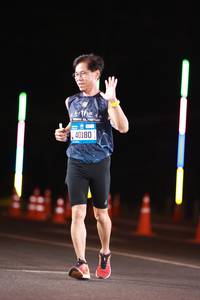 BIB: 100, 40180
                            <button type="button" onclick="openModal(20176254)" class="btn btn-primary btn-sm float-right btn-popup" data-toggle="modal" data-target=".modal-high-quality">
                        <i class="fas fa-shopping-cart"></i> Add to Cart
                    </button>
                                            <button type="button" onclick="isThisMe(20176254, true)" class="btn btn-success btn-sm float-right btn-popup btn-isme hidden" data-toggle="tooltip" data-placement="bottom" title="นี่คือรูปของคุณใช่ไหม คลิกที่นี่เพื่อเอาเข้าอัลบั้ม">
                        <i class="fas fa-plus"></i> Add to album
                    </button>
                    <button type="button" onclick="isThisMe(20176254, false)" class="btn btn-warning btn-sm float-right btn-popup btn-isnotme hidden">
                        <i class="fas fa-ban"></i> Remove from album
                    </button>