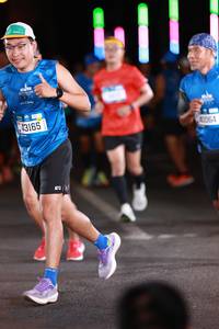 BIB: 1611, 43165, 41064
                            <button type="button" onclick="openModal(20022083)" class="btn btn-primary btn-sm float-right btn-popup" data-toggle="modal" data-target=".modal-high-quality">
                        <i class="fas fa-shopping-cart"></i> Add to Cart
                    </button>
                                            <button type="button" onclick="isThisMe(20022083, true)" class="btn btn-success btn-sm float-right btn-popup btn-isme hidden" data-toggle="tooltip" data-placement="bottom" title="นี่คือรูปของคุณใช่ไหม คลิกที่นี่เพื่อเอาเข้าอัลบั้ม">
                        <i class="fas fa-plus"></i> Add to album
                    </button>
                    <button type="button" onclick="isThisMe(20022083, false)" class="btn btn-warning btn-sm float-right btn-popup btn-isnotme hidden">
                        <i class="fas fa-ban"></i> Remove from album
                    </button>