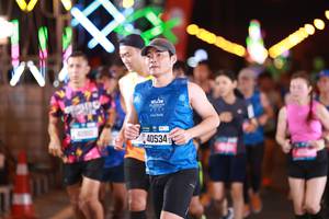 BIB: 40534
                            <button type="button" onclick="openModal(20049709)" class="btn btn-primary btn-sm float-right btn-popup" data-toggle="modal" data-target=".modal-high-quality">
                        <i class="fas fa-shopping-cart"></i> Add to Cart
                    </button>
                                            <button type="button" onclick="isThisMe(20049709, true)" class="btn btn-success btn-sm float-right btn-popup btn-isme hidden" data-toggle="tooltip" data-placement="bottom" title="นี่คือรูปของคุณใช่ไหม คลิกที่นี่เพื่อเอาเข้าอัลบั้ม">
                        <i class="fas fa-plus"></i> Add to album
                    </button>
                    <button type="button" onclick="isThisMe(20049709, false)" class="btn btn-warning btn-sm float-right btn-popup btn-isnotme hidden">
                        <i class="fas fa-ban"></i> Remove from album
                    </button>