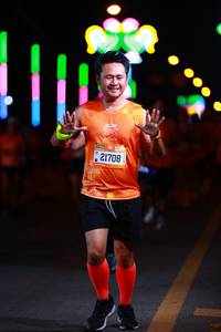 BIB: 674, 21708
                            <button type="button" onclick="openModal(20531209)" class="btn btn-primary btn-sm float-right btn-popup" data-toggle="modal" data-target=".modal-high-quality">
                        <i class="fas fa-shopping-cart"></i> Add to Cart
                    </button>
                                            <button type="button" onclick="isThisMe(20531209, true)" class="btn btn-success btn-sm float-right btn-popup btn-isme hidden" data-toggle="tooltip" data-placement="bottom" title="นี่คือรูปของคุณใช่ไหม คลิกที่นี่เพื่อเอาเข้าอัลบั้ม">
                        <i class="fas fa-plus"></i> Add to album
                    </button>
                    <button type="button" onclick="isThisMe(20531209, false)" class="btn btn-warning btn-sm float-right btn-popup btn-isnotme hidden">
                        <i class="fas fa-ban"></i> Remove from album
                    </button>