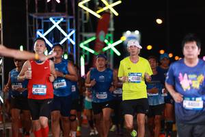 BIB: 40825, 42345, 43481, 43334, 41903, 44018
                            <button type="button" onclick="openModal(19902857)" class="btn btn-primary btn-sm float-right btn-popup" data-toggle="modal" data-target=".modal-high-quality">
                        <i class="fas fa-shopping-cart"></i> Add to Cart
                    </button>
                                            <button type="button" onclick="isThisMe(19902857, true)" class="btn btn-success btn-sm float-right btn-popup btn-isme hidden" data-toggle="tooltip" data-placement="bottom" title="นี่คือรูปของคุณใช่ไหม คลิกที่นี่เพื่อเอาเข้าอัลบั้ม">
                        <i class="fas fa-plus"></i> Add to album
                    </button>
                    <button type="button" onclick="isThisMe(19902857, false)" class="btn btn-warning btn-sm float-right btn-popup btn-isnotme hidden">
                        <i class="fas fa-ban"></i> Remove from album
                    </button>