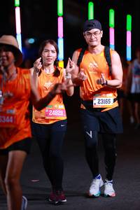 BIB: 5344, 24828, 23165
                            <button type="button" onclick="openModal(21081055)" class="btn btn-primary btn-sm float-right btn-popup" data-toggle="modal" data-target=".modal-high-quality">
                        <i class="fas fa-shopping-cart"></i> Add to Cart
                    </button>
                                            <button type="button" onclick="isThisMe(21081055, true)" class="btn btn-success btn-sm float-right btn-popup btn-isme hidden" data-toggle="tooltip" data-placement="bottom" title="นี่คือรูปของคุณใช่ไหม คลิกที่นี่เพื่อเอาเข้าอัลบั้ม">
                        <i class="fas fa-plus"></i> Add to album
                    </button>
                    <button type="button" onclick="isThisMe(21081055, false)" class="btn btn-warning btn-sm float-right btn-popup btn-isnotme hidden">
                        <i class="fas fa-ban"></i> Remove from album
                    </button>