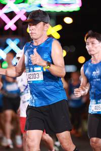 BIB: 42103, 405
                            <button type="button" onclick="openModal(19905954)" class="btn btn-primary btn-sm float-right btn-popup" data-toggle="modal" data-target=".modal-high-quality">
                        <i class="fas fa-shopping-cart"></i> Add to Cart
                    </button>
                                            <button type="button" onclick="isThisMe(19905954, true)" class="btn btn-success btn-sm float-right btn-popup btn-isme hidden" data-toggle="tooltip" data-placement="bottom" title="นี่คือรูปของคุณใช่ไหม คลิกที่นี่เพื่อเอาเข้าอัลบั้ม">
                        <i class="fas fa-plus"></i> Add to album
                    </button>
                    <button type="button" onclick="isThisMe(19905954, false)" class="btn btn-warning btn-sm float-right btn-popup btn-isnotme hidden">
                        <i class="fas fa-ban"></i> Remove from album
                    </button>