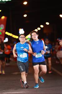BIB: 430, 42106, 43611
                            <button type="button" onclick="openModal(20172951)" class="btn btn-primary btn-sm float-right btn-popup" data-toggle="modal" data-target=".modal-high-quality">
                        <i class="fas fa-shopping-cart"></i> Add to Cart
                    </button>
                                            <button type="button" onclick="isThisMe(20172951, true)" class="btn btn-success btn-sm float-right btn-popup btn-isme hidden" data-toggle="tooltip" data-placement="bottom" title="นี่คือรูปของคุณใช่ไหม คลิกที่นี่เพื่อเอาเข้าอัลบั้ม">
                        <i class="fas fa-plus"></i> Add to album
                    </button>
                    <button type="button" onclick="isThisMe(20172951, false)" class="btn btn-warning btn-sm float-right btn-popup btn-isnotme hidden">
                        <i class="fas fa-ban"></i> Remove from album
                    </button>