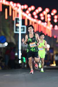 BIB: 23468, 20194
                            <button type="button" onclick="openModal(19725408)" class="btn btn-primary btn-sm float-right btn-popup" data-toggle="modal" data-target=".modal-high-quality">
                        <i class="fas fa-shopping-cart"></i> Add to Cart
                    </button>
                                            <button type="button" onclick="isThisMe(19725408, true)" class="btn btn-success btn-sm float-right btn-popup btn-isme hidden" data-toggle="tooltip" data-placement="bottom" title="นี่คือรูปของคุณใช่ไหม คลิกที่นี่เพื่อเอาเข้าอัลบั้ม">
                        <i class="fas fa-plus"></i> Add to album
                    </button>
                    <button type="button" onclick="isThisMe(19725408, false)" class="btn btn-warning btn-sm float-right btn-popup btn-isnotme hidden">
                        <i class="fas fa-ban"></i> Remove from album
                    </button>