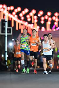 BIB: 21041, 22718, 2010
                            <button type="button" onclick="openModal(19722118)" class="btn btn-primary btn-sm float-right btn-popup" data-toggle="modal" data-target=".modal-high-quality">
                        <i class="fas fa-shopping-cart"></i> Add to Cart
                    </button>
                                            <button type="button" onclick="isThisMe(19722118, true)" class="btn btn-success btn-sm float-right btn-popup btn-isme hidden" data-toggle="tooltip" data-placement="bottom" title="นี่คือรูปของคุณใช่ไหม คลิกที่นี่เพื่อเอาเข้าอัลบั้ม">
                        <i class="fas fa-plus"></i> Add to album
                    </button>
                    <button type="button" onclick="isThisMe(19722118, false)" class="btn btn-warning btn-sm float-right btn-popup btn-isnotme hidden">
                        <i class="fas fa-ban"></i> Remove from album
                    </button>
