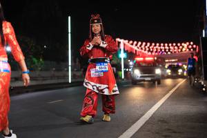 BIB: 68401
                            <button type="button" onclick="openModal(20286642)" class="btn btn-primary btn-sm float-right btn-popup" data-toggle="modal" data-target=".modal-high-quality">
                        <i class="fas fa-shopping-cart"></i> Add to Cart
                    </button>
                                            <button type="button" onclick="isThisMe(20286642, true)" class="btn btn-success btn-sm float-right btn-popup btn-isme hidden" data-toggle="tooltip" data-placement="bottom" title="นี่คือรูปของคุณใช่ไหม คลิกที่นี่เพื่อเอาเข้าอัลบั้ม">
                        <i class="fas fa-plus"></i> Add to album
                    </button>
                    <button type="button" onclick="isThisMe(20286642, false)" class="btn btn-warning btn-sm float-right btn-popup btn-isnotme hidden">
                        <i class="fas fa-ban"></i> Remove from album
                    </button>