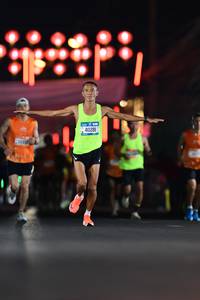 BIB: 40281
                            <button type="button" onclick="openModal(19775762)" class="btn btn-primary btn-sm float-right btn-popup" data-toggle="modal" data-target=".modal-high-quality">
                        <i class="fas fa-shopping-cart"></i> Add to Cart
                    </button>
                                            <button type="button" onclick="isThisMe(19775762, true)" class="btn btn-success btn-sm float-right btn-popup btn-isme hidden" data-toggle="tooltip" data-placement="bottom" title="นี่คือรูปของคุณใช่ไหม คลิกที่นี่เพื่อเอาเข้าอัลบั้ม">
                        <i class="fas fa-plus"></i> Add to album
                    </button>
                    <button type="button" onclick="isThisMe(19775762, false)" class="btn btn-warning btn-sm float-right btn-popup btn-isnotme hidden">
                        <i class="fas fa-ban"></i> Remove from album
                    </button>