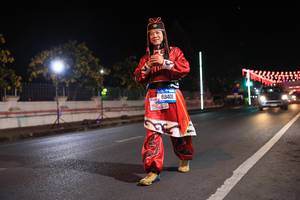 BIB: 68401
                            <button type="button" onclick="openModal(20290588)" class="btn btn-primary btn-sm float-right btn-popup" data-toggle="modal" data-target=".modal-high-quality">
                        <i class="fas fa-shopping-cart"></i> Add to Cart
                    </button>
                                            <button type="button" onclick="isThisMe(20290588, true)" class="btn btn-success btn-sm float-right btn-popup btn-isme hidden" data-toggle="tooltip" data-placement="bottom" title="นี่คือรูปของคุณใช่ไหม คลิกที่นี่เพื่อเอาเข้าอัลบั้ม">
                        <i class="fas fa-plus"></i> Add to album
                    </button>
                    <button type="button" onclick="isThisMe(20290588, false)" class="btn btn-warning btn-sm float-right btn-popup btn-isnotme hidden">
                        <i class="fas fa-ban"></i> Remove from album
                    </button>