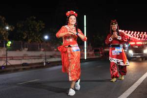 BIB: 68401
                            <button type="button" onclick="openModal(20286283)" class="btn btn-primary btn-sm float-right btn-popup" data-toggle="modal" data-target=".modal-high-quality">
                        <i class="fas fa-shopping-cart"></i> Add to Cart
                    </button>
                                            <button type="button" onclick="isThisMe(20286283, true)" class="btn btn-success btn-sm float-right btn-popup btn-isme hidden" data-toggle="tooltip" data-placement="bottom" title="นี่คือรูปของคุณใช่ไหม คลิกที่นี่เพื่อเอาเข้าอัลบั้ม">
                        <i class="fas fa-plus"></i> Add to album
                    </button>
                    <button type="button" onclick="isThisMe(20286283, false)" class="btn btn-warning btn-sm float-right btn-popup btn-isnotme hidden">
                        <i class="fas fa-ban"></i> Remove from album
                    </button>