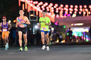 BIB: 22375, 28285, 20578
                            <button type="button" onclick="openModal(19736901)" class="btn btn-primary btn-sm float-right btn-popup" data-toggle="modal" data-target=".modal-high-quality">
                        <i class="fas fa-shopping-cart"></i> Add to Cart
                    </button>
                                            <button type="button" onclick="isThisMe(19736901, true)" class="btn btn-success btn-sm float-right btn-popup btn-isme hidden" data-toggle="tooltip" data-placement="bottom" title="นี่คือรูปของคุณใช่ไหม คลิกที่นี่เพื่อเอาเข้าอัลบั้ม">
                        <i class="fas fa-plus"></i> Add to album
                    </button>
                    <button type="button" onclick="isThisMe(19736901, false)" class="btn btn-warning btn-sm float-right btn-popup btn-isnotme hidden">
                        <i class="fas fa-ban"></i> Remove from album
                    </button>