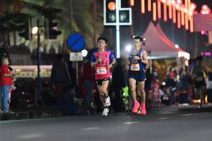BIB: 3000, 20189, 20216
                            <button type="button" onclick="openModal(19727846)" class="btn btn-primary btn-sm float-right btn-popup" data-toggle="modal" data-target=".modal-high-quality">
                        <i class="fas fa-shopping-cart"></i> Add to Cart
                    </button>
                                            <button type="button" onclick="isThisMe(19727846, true)" class="btn btn-success btn-sm float-right btn-popup btn-isme hidden" data-toggle="tooltip" data-placement="bottom" title="นี่คือรูปของคุณใช่ไหม คลิกที่นี่เพื่อเอาเข้าอัลบั้ม">
                        <i class="fas fa-plus"></i> Add to album
                    </button>
                    <button type="button" onclick="isThisMe(19727846, false)" class="btn btn-warning btn-sm float-right btn-popup btn-isnotme hidden">
                        <i class="fas fa-ban"></i> Remove from album
                    </button>