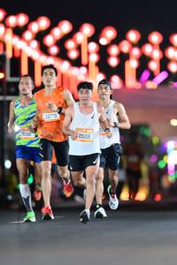 BIB: 21041, 22778, 20105
                            <button type="button" onclick="openModal(19722421)" class="btn btn-primary btn-sm float-right btn-popup" data-toggle="modal" data-target=".modal-high-quality">
                        <i class="fas fa-shopping-cart"></i> Add to Cart
                    </button>
                                            <button type="button" onclick="isThisMe(19722421, true)" class="btn btn-success btn-sm float-right btn-popup btn-isme hidden" data-toggle="tooltip" data-placement="bottom" title="นี่คือรูปของคุณใช่ไหม คลิกที่นี่เพื่อเอาเข้าอัลบั้ม">
                        <i class="fas fa-plus"></i> Add to album
                    </button>
                    <button type="button" onclick="isThisMe(19722421, false)" class="btn btn-warning btn-sm float-right btn-popup btn-isnotme hidden">
                        <i class="fas fa-ban"></i> Remove from album
                    </button>