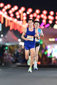 BIB: 020, 21072, 2017
                            <button type="button" onclick="openModal(19718623)" class="btn btn-primary btn-sm float-right btn-popup" data-toggle="modal" data-target=".modal-high-quality">
                        <i class="fas fa-shopping-cart"></i> Add to Cart
                    </button>
                                            <button type="button" onclick="isThisMe(19718623, true)" class="btn btn-success btn-sm float-right btn-popup btn-isme hidden" data-toggle="tooltip" data-placement="bottom" title="นี่คือรูปของคุณใช่ไหม คลิกที่นี่เพื่อเอาเข้าอัลบั้ม">
                        <i class="fas fa-plus"></i> Add to album
                    </button>
                    <button type="button" onclick="isThisMe(19718623, false)" class="btn btn-warning btn-sm float-right btn-popup btn-isnotme hidden">
                        <i class="fas fa-ban"></i> Remove from album
                    </button>