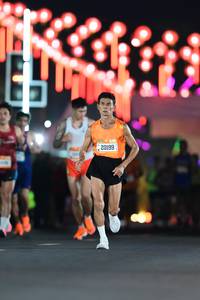 BIB: 20199
                            <button type="button" onclick="openModal(19815521)" class="btn btn-primary btn-sm float-right btn-popup" data-toggle="modal" data-target=".modal-high-quality">
                        <i class="fas fa-shopping-cart"></i> Add to Cart
                    </button>
                                            <button type="button" onclick="isThisMe(19815521, true)" class="btn btn-success btn-sm float-right btn-popup btn-isme hidden" data-toggle="tooltip" data-placement="bottom" title="นี่คือรูปของคุณใช่ไหม คลิกที่นี่เพื่อเอาเข้าอัลบั้ม">
                        <i class="fas fa-plus"></i> Add to album
                    </button>
                    <button type="button" onclick="isThisMe(19815521, false)" class="btn btn-warning btn-sm float-right btn-popup btn-isnotme hidden">
                        <i class="fas fa-ban"></i> Remove from album
                    </button>