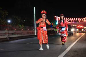 BIB: 684
                            <button type="button" onclick="openModal(20284959)" class="btn btn-primary btn-sm float-right btn-popup" data-toggle="modal" data-target=".modal-high-quality">
                        <i class="fas fa-shopping-cart"></i> Add to Cart
                    </button>
                                            <button type="button" onclick="isThisMe(20284959, true)" class="btn btn-success btn-sm float-right btn-popup btn-isme hidden" data-toggle="tooltip" data-placement="bottom" title="นี่คือรูปของคุณใช่ไหม คลิกที่นี่เพื่อเอาเข้าอัลบั้ม">
                        <i class="fas fa-plus"></i> Add to album
                    </button>
                    <button type="button" onclick="isThisMe(20284959, false)" class="btn btn-warning btn-sm float-right btn-popup btn-isnotme hidden">
                        <i class="fas fa-ban"></i> Remove from album
                    </button>