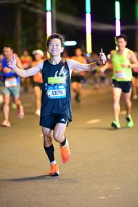 BIB: 0011, 43176
                            <button type="button" onclick="openModal(19939545)" class="btn btn-primary btn-sm float-right btn-popup" data-toggle="modal" data-target=".modal-high-quality">
                        <i class="fas fa-shopping-cart"></i> Add to Cart
                    </button>
                                            <button type="button" onclick="isThisMe(19939545, true)" class="btn btn-success btn-sm float-right btn-popup btn-isme hidden" data-toggle="tooltip" data-placement="bottom" title="นี่คือรูปของคุณใช่ไหม คลิกที่นี่เพื่อเอาเข้าอัลบั้ม">
                        <i class="fas fa-plus"></i> Add to album
                    </button>
                    <button type="button" onclick="isThisMe(19939545, false)" class="btn btn-warning btn-sm float-right btn-popup btn-isnotme hidden">
                        <i class="fas fa-ban"></i> Remove from album
                    </button>