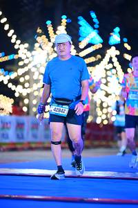 BIB: 42842, 4340
                            <button type="button" onclick="openModal(20568642)" class="btn btn-primary btn-sm float-right btn-popup" data-toggle="modal" data-target=".modal-high-quality">
                        <i class="fas fa-shopping-cart"></i> Add to Cart
                    </button>
                                            <button type="button" onclick="isThisMe(20568642, true)" class="btn btn-success btn-sm float-right btn-popup btn-isme hidden" data-toggle="tooltip" data-placement="bottom" title="นี่คือรูปของคุณใช่ไหม คลิกที่นี่เพื่อเอาเข้าอัลบั้ม">
                        <i class="fas fa-plus"></i> Add to album
                    </button>
                    <button type="button" onclick="isThisMe(20568642, false)" class="btn btn-warning btn-sm float-right btn-popup btn-isnotme hidden">
                        <i class="fas fa-ban"></i> Remove from album
                    </button>