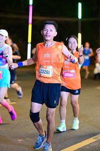 BIB: 1100, 23261, 26504
                            <button type="button" onclick="openModal(20491873)" class="btn btn-primary btn-sm float-right btn-popup" data-toggle="modal" data-target=".modal-high-quality">
                        <i class="fas fa-shopping-cart"></i> Add to Cart
                    </button>
                                            <button type="button" onclick="isThisMe(20491873, true)" class="btn btn-success btn-sm float-right btn-popup btn-isme hidden" data-toggle="tooltip" data-placement="bottom" title="นี่คือรูปของคุณใช่ไหม คลิกที่นี่เพื่อเอาเข้าอัลบั้ม">
                        <i class="fas fa-plus"></i> Add to album
                    </button>
                    <button type="button" onclick="isThisMe(20491873, false)" class="btn btn-warning btn-sm float-right btn-popup btn-isnotme hidden">
                        <i class="fas fa-ban"></i> Remove from album
                    </button>