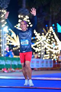 BIB: 40601
                            <button type="button" onclick="openModal(20566325)" class="btn btn-primary btn-sm float-right btn-popup" data-toggle="modal" data-target=".modal-high-quality">
                        <i class="fas fa-shopping-cart"></i> Add to Cart
                    </button>
                                            <button type="button" onclick="isThisMe(20566325, true)" class="btn btn-success btn-sm float-right btn-popup btn-isme hidden" data-toggle="tooltip" data-placement="bottom" title="นี่คือรูปของคุณใช่ไหม คลิกที่นี่เพื่อเอาเข้าอัลบั้ม">
                        <i class="fas fa-plus"></i> Add to album
                    </button>
                    <button type="button" onclick="isThisMe(20566325, false)" class="btn btn-warning btn-sm float-right btn-popup btn-isnotme hidden">
                        <i class="fas fa-ban"></i> Remove from album
                    </button>