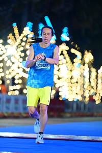 BIB: 65435
                            <button type="button" onclick="openModal(20443178)" class="btn btn-primary btn-sm float-right btn-popup" data-toggle="modal" data-target=".modal-high-quality">
                        <i class="fas fa-shopping-cart"></i> Add to Cart
                    </button>
                                            <button type="button" onclick="isThisMe(20443178, true)" class="btn btn-success btn-sm float-right btn-popup btn-isme hidden" data-toggle="tooltip" data-placement="bottom" title="นี่คือรูปของคุณใช่ไหม คลิกที่นี่เพื่อเอาเข้าอัลบั้ม">
                        <i class="fas fa-plus"></i> Add to album
                    </button>
                    <button type="button" onclick="isThisMe(20443178, false)" class="btn btn-warning btn-sm float-right btn-popup btn-isnotme hidden">
                        <i class="fas fa-ban"></i> Remove from album
                    </button>