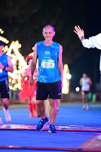 BIB: 7422, 42184
                            <button type="button" onclick="openModal(20555175)" class="btn btn-primary btn-sm float-right btn-popup" data-toggle="modal" data-target=".modal-high-quality">
                        <i class="fas fa-shopping-cart"></i> Add to Cart
                    </button>
                                            <button type="button" onclick="isThisMe(20555175, true)" class="btn btn-success btn-sm float-right btn-popup btn-isme hidden" data-toggle="tooltip" data-placement="bottom" title="นี่คือรูปของคุณใช่ไหม คลิกที่นี่เพื่อเอาเข้าอัลบั้ม">
                        <i class="fas fa-plus"></i> Add to album
                    </button>
                    <button type="button" onclick="isThisMe(20555175, false)" class="btn btn-warning btn-sm float-right btn-popup btn-isnotme hidden">
                        <i class="fas fa-ban"></i> Remove from album
                    </button>