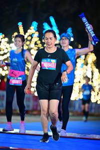 BIB: 45087, 45943
                            <button type="button" onclick="openModal(20402727)" class="btn btn-primary btn-sm float-right btn-popup" data-toggle="modal" data-target=".modal-high-quality">
                        <i class="fas fa-shopping-cart"></i> Add to Cart
                    </button>
                                            <button type="button" onclick="isThisMe(20402727, true)" class="btn btn-success btn-sm float-right btn-popup btn-isme hidden" data-toggle="tooltip" data-placement="bottom" title="นี่คือรูปของคุณใช่ไหม คลิกที่นี่เพื่อเอาเข้าอัลบั้ม">
                        <i class="fas fa-plus"></i> Add to album
                    </button>
                    <button type="button" onclick="isThisMe(20402727, false)" class="btn btn-warning btn-sm float-right btn-popup btn-isnotme hidden">
                        <i class="fas fa-ban"></i> Remove from album
                    </button>