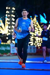 BIB: 1021
                            <button type="button" onclick="openModal(20531573)" class="btn btn-primary btn-sm float-right btn-popup" data-toggle="modal" data-target=".modal-high-quality">
                        <i class="fas fa-shopping-cart"></i> Add to Cart
                    </button>
                                            <button type="button" onclick="isThisMe(20531573, true)" class="btn btn-success btn-sm float-right btn-popup btn-isme hidden" data-toggle="tooltip" data-placement="bottom" title="นี่คือรูปของคุณใช่ไหม คลิกที่นี่เพื่อเอาเข้าอัลบั้ม">
                        <i class="fas fa-plus"></i> Add to album
                    </button>
                    <button type="button" onclick="isThisMe(20531573, false)" class="btn btn-warning btn-sm float-right btn-popup btn-isnotme hidden">
                        <i class="fas fa-ban"></i> Remove from album
                    </button>