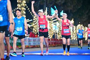 BIB: 43950, 41443, 45358
                            <button type="button" onclick="openModal(20387267)" class="btn btn-primary btn-sm float-right btn-popup" data-toggle="modal" data-target=".modal-high-quality">
                        <i class="fas fa-shopping-cart"></i> Add to Cart
                    </button>
                                            <button type="button" onclick="isThisMe(20387267, true)" class="btn btn-success btn-sm float-right btn-popup btn-isme hidden" data-toggle="tooltip" data-placement="bottom" title="นี่คือรูปของคุณใช่ไหม คลิกที่นี่เพื่อเอาเข้าอัลบั้ม">
                        <i class="fas fa-plus"></i> Add to album
                    </button>
                    <button type="button" onclick="isThisMe(20387267, false)" class="btn btn-warning btn-sm float-right btn-popup btn-isnotme hidden">
                        <i class="fas fa-ban"></i> Remove from album
                    </button>