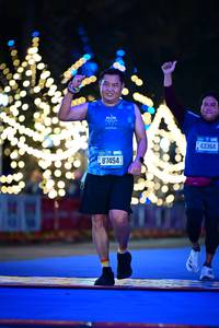 BIB: 87454, 43364
                            <button type="button" onclick="openModal(20519198)" class="btn btn-primary btn-sm float-right btn-popup" data-toggle="modal" data-target=".modal-high-quality">
                        <i class="fas fa-shopping-cart"></i> Add to Cart
                    </button>
                                            <button type="button" onclick="isThisMe(20519198, true)" class="btn btn-success btn-sm float-right btn-popup btn-isme hidden" data-toggle="tooltip" data-placement="bottom" title="นี่คือรูปของคุณใช่ไหม คลิกที่นี่เพื่อเอาเข้าอัลบั้ม">
                        <i class="fas fa-plus"></i> Add to album
                    </button>
                    <button type="button" onclick="isThisMe(20519198, false)" class="btn btn-warning btn-sm float-right btn-popup btn-isnotme hidden">
                        <i class="fas fa-ban"></i> Remove from album
                    </button>