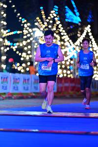 BIB: 000, 43472, 41196
                            <button type="button" onclick="openModal(20445934)" class="btn btn-primary btn-sm float-right btn-popup" data-toggle="modal" data-target=".modal-high-quality">
                        <i class="fas fa-shopping-cart"></i> Add to Cart
                    </button>
                                            <button type="button" onclick="isThisMe(20445934, true)" class="btn btn-success btn-sm float-right btn-popup btn-isme hidden" data-toggle="tooltip" data-placement="bottom" title="นี่คือรูปของคุณใช่ไหม คลิกที่นี่เพื่อเอาเข้าอัลบั้ม">
                        <i class="fas fa-plus"></i> Add to album
                    </button>
                    <button type="button" onclick="isThisMe(20445934, false)" class="btn btn-warning btn-sm float-right btn-popup btn-isnotme hidden">
                        <i class="fas fa-ban"></i> Remove from album
                    </button>
