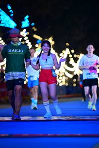 BIB: 
                            <button type="button" onclick="openModal(20535602)" class="btn btn-primary btn-sm float-right btn-popup" data-toggle="modal" data-target=".modal-high-quality">
                        <i class="fas fa-shopping-cart"></i> Add to Cart
                    </button>
                                            <button type="button" onclick="isThisMe(20535602, true)" class="btn btn-success btn-sm float-right btn-popup btn-isme hidden" data-toggle="tooltip" data-placement="bottom" title="นี่คือรูปของคุณใช่ไหม คลิกที่นี่เพื่อเอาเข้าอัลบั้ม">
                        <i class="fas fa-plus"></i> Add to album
                    </button>
                    <button type="button" onclick="isThisMe(20535602, false)" class="btn btn-warning btn-sm float-right btn-popup btn-isnotme hidden">
                        <i class="fas fa-ban"></i> Remove from album
                    </button>