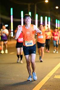 BIB: 20130
                            <button type="button" onclick="openModal(20228377)" class="btn btn-primary btn-sm float-right btn-popup" data-toggle="modal" data-target=".modal-high-quality">
                        <i class="fas fa-shopping-cart"></i> Add to Cart
                    </button>
                                            <button type="button" onclick="isThisMe(20228377, true)" class="btn btn-success btn-sm float-right btn-popup btn-isme hidden" data-toggle="tooltip" data-placement="bottom" title="นี่คือรูปของคุณใช่ไหม คลิกที่นี่เพื่อเอาเข้าอัลบั้ม">
                        <i class="fas fa-plus"></i> Add to album
                    </button>
                    <button type="button" onclick="isThisMe(20228377, false)" class="btn btn-warning btn-sm float-right btn-popup btn-isnotme hidden">
                        <i class="fas fa-ban"></i> Remove from album
                    </button>